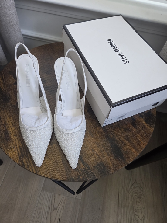 Steve Madden Shoes - Steve Madden White Beaded Pointed Slingback Pumps